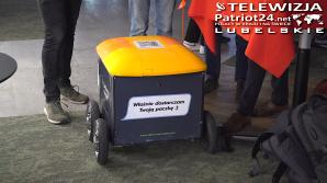 [VIDEO] Jedzenie i zakupy na dowóz z robotem w roli kuriera. Polska firma już zaczęła testy robotycznych doręczycieli a w USA, mają już po tysiąc takich kurierów