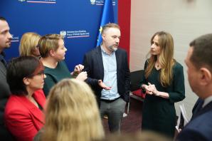 W trosce o dobro dzieci przedwcześnie urodzonych i hospitalizowanych po urodzeniu. Ruszyły prace zespołu roboczego