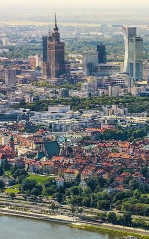 Warszawiaków coraz więcej
