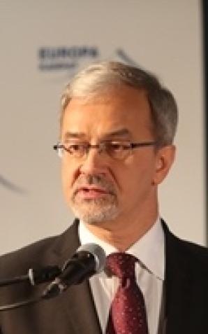Polska, Słowacja, Bułgaria, Węgry, Ukraina, Czechy, Rumunia: O rozwiązaniach dla Podkarpacia na konferencji „Europa Karpat”