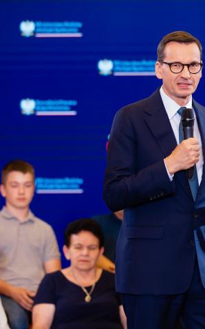 [VIDEO] Od 1 stycznia płaca minimalna wyniesie 4242 zł informuje Premier Mateusz Morawiecki