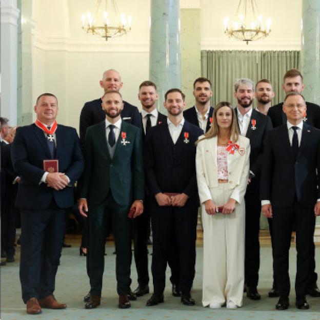 [VIDEO] Prezydent Rzeczypospolitej Polskiej Andrzej Duda wręczył odznaczenia państwowe reprezentantom Polski na XXXIII Letnie Igrzyska Olimpijskie Paryż 2024 i ich trenerom